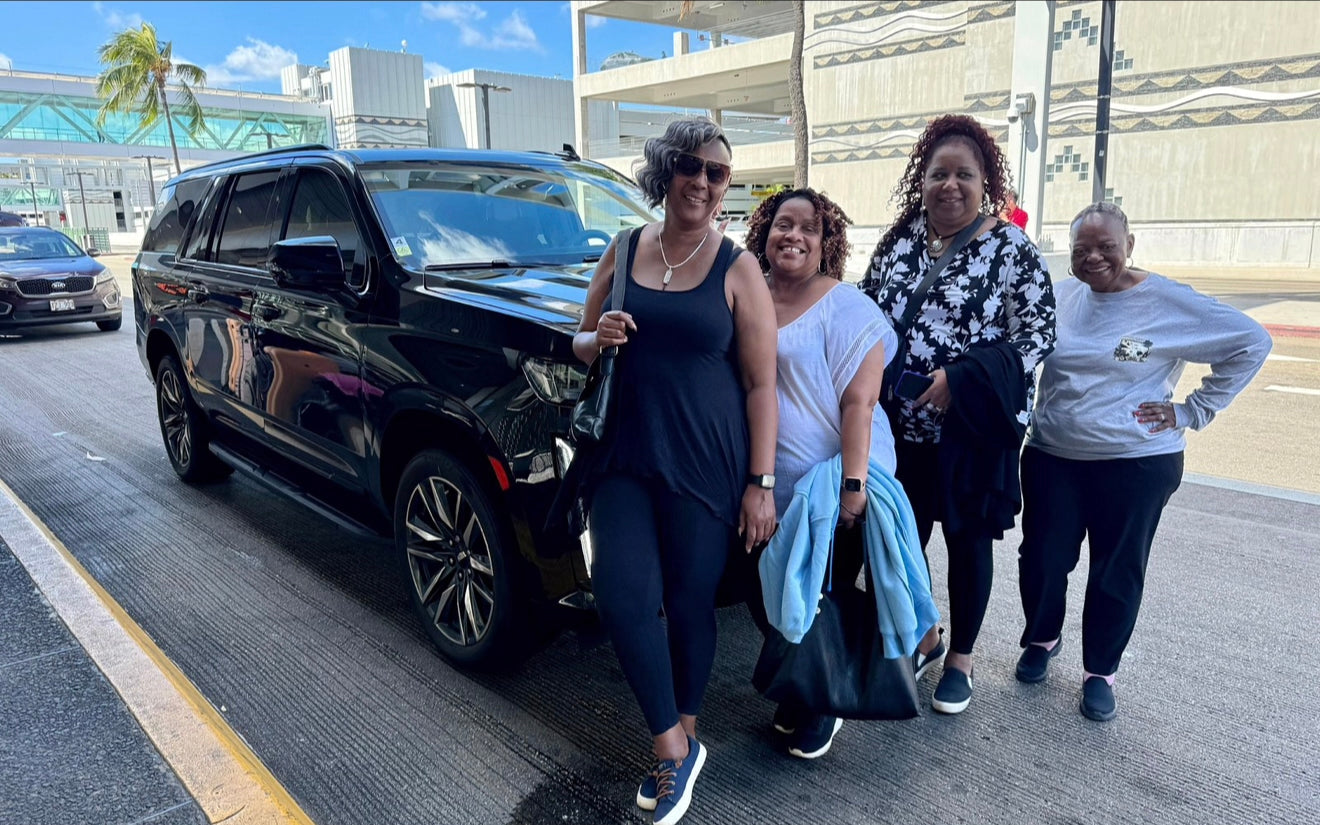 🌟 ✨ Luxury Class — Honolulu Airport & Cruise Port Chauffeur Transfer (1–5 Guests) 🌺 ✨ 檀香山機場／郵輪碼頭 尊榮豪華級私人接送 — Luxury Class（1–5人）